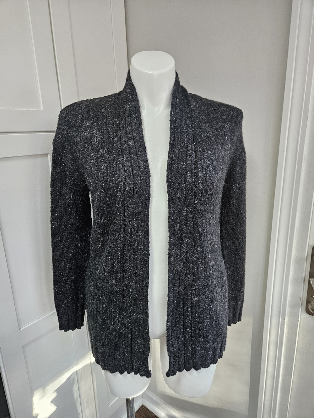 H&M Open-Front Knit Cardigan - Medium - Picture 2 of 7